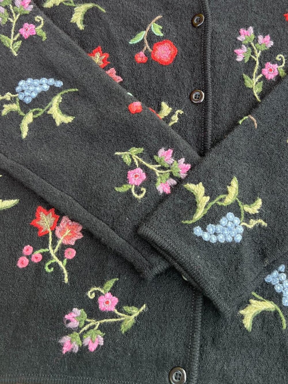 VTG Marisa Christina embroidered cardigan button up floral preppy grandmacore